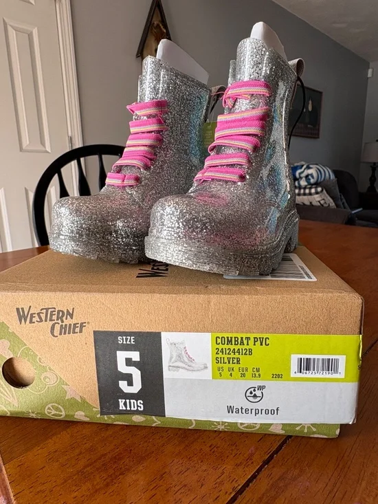 Western Chief Rain Boots Combat Toddler Size 5 Silver Glitter - Picture 7 of 7